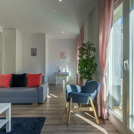 Apartment Modern, Stylish & Comfortable *